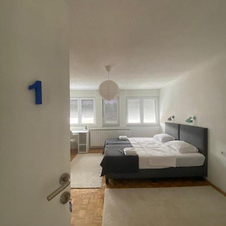 Hidden Gem Shared Apartment, Suite Сараево Экстерьер фото