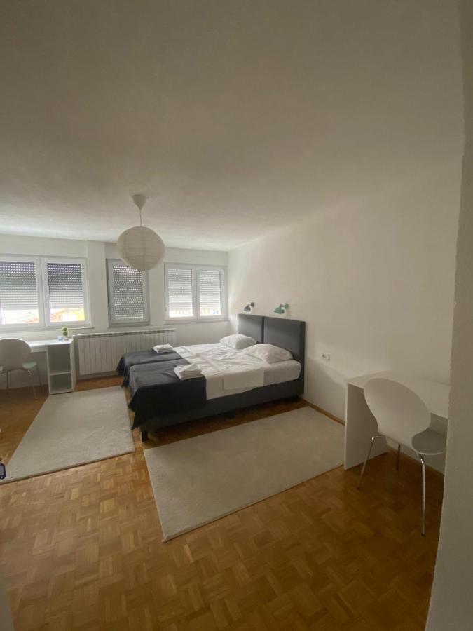 Hidden Gem Shared Apartment, Suite Сараево Экстерьер фото